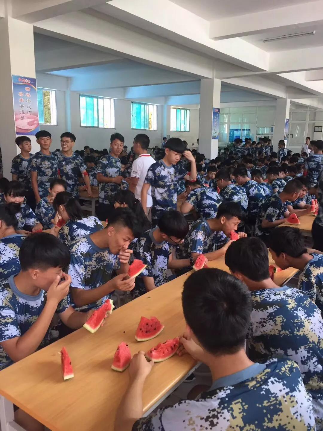 1533953281661914.jpg 11.jpg